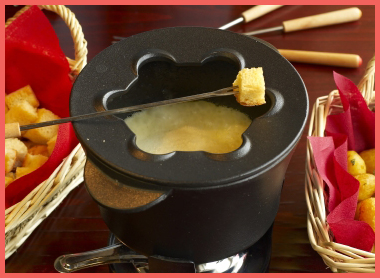 La_Cuisine_Fondue_Queso_Suizo